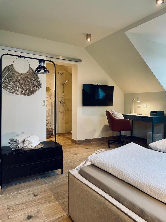Hotel-Bistro-Europa Merchweiler ภายนอก รูปภาพ