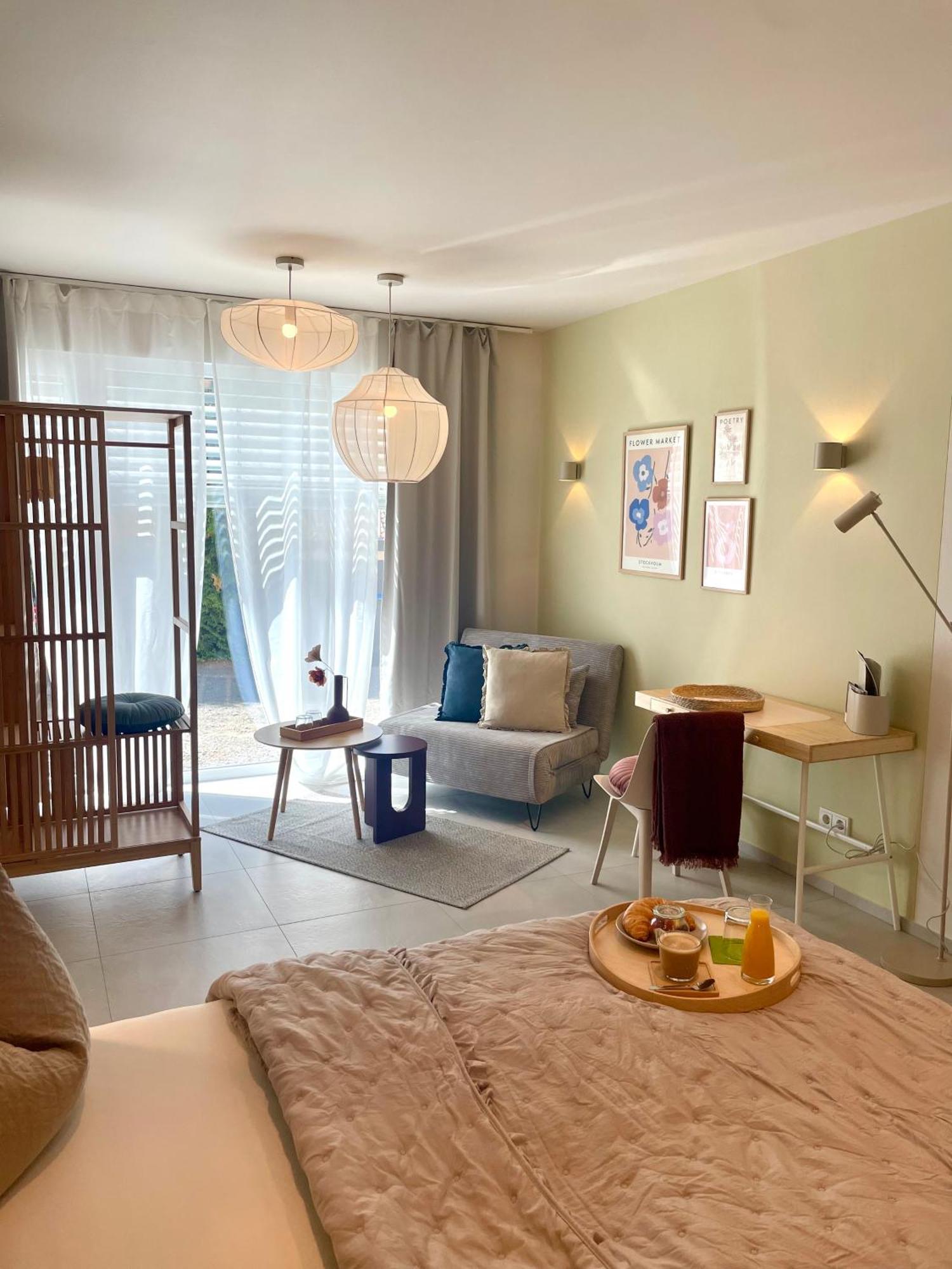 Hotel-Bistro-Europa Merchweiler ภายนอก รูปภาพ