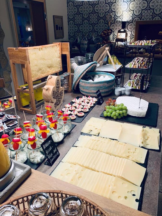 Hotel-Bistro-Europa Merchweiler ภายนอก รูปภาพ