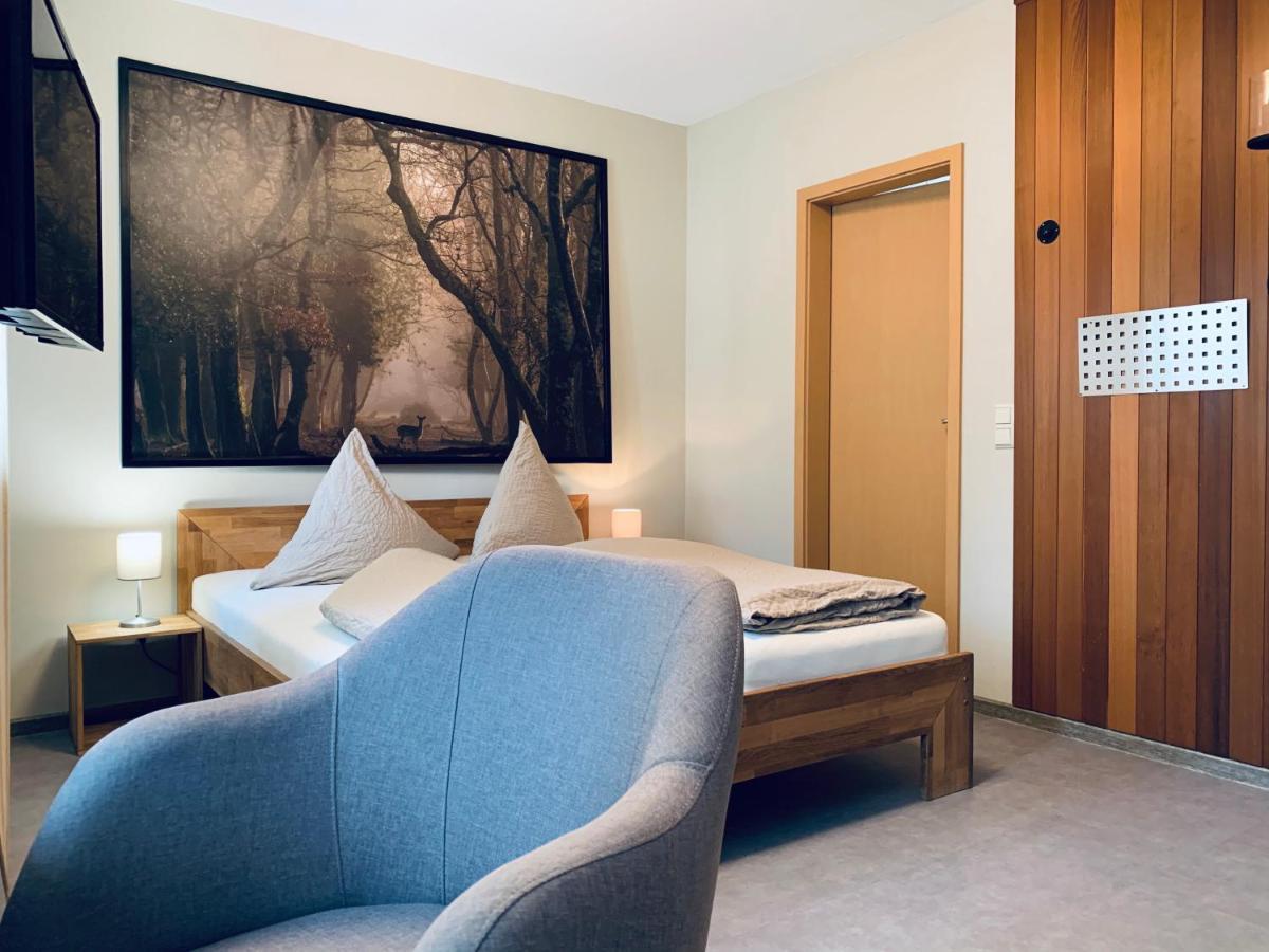 Hotel-Bistro-Europa Merchweiler ภายนอก รูปภาพ